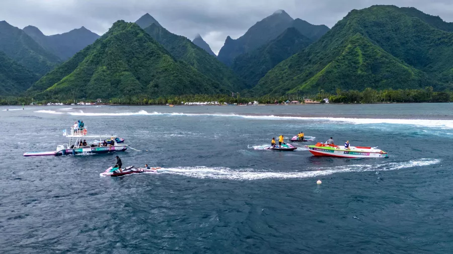 Teahupo'o (Tahití), 5 mil espectadores: surf.