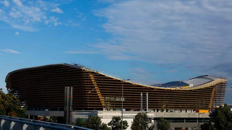 Centro Acuático, 5 mil espectadores: preliminares de waterpolo, clavados, nado artístico.