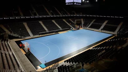 Porte de La Chapelle Arena, 8 mil espectadores: bádminton y gimnasia artística.