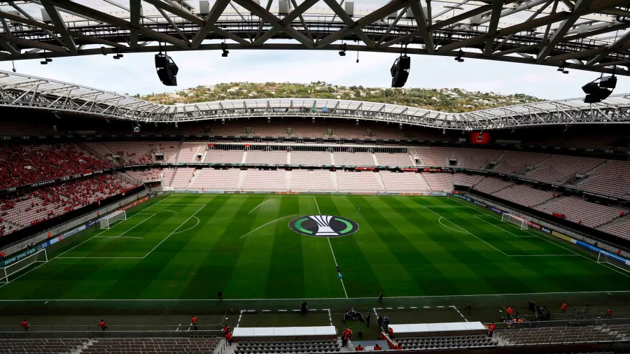 Allianz Riviera, 35 mil espectadores: futbol (fase de grupos).