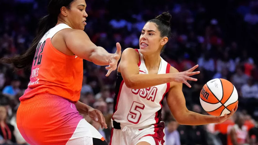 Kelsey Plum, basquetbol