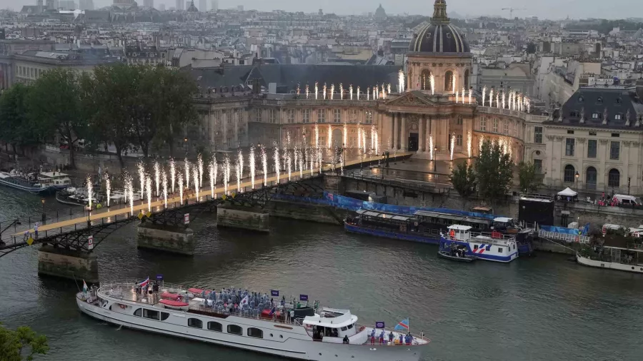 Insuperable, así fue la épica ceremonia de inauguración de París 2024