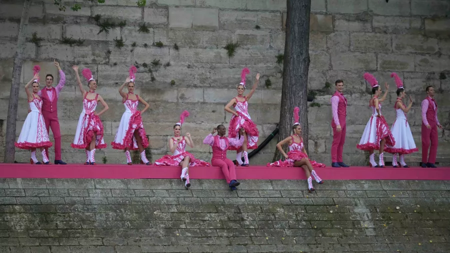 Can-can de Jacques Offenbach, 80 artistas de Moulin Rouge.