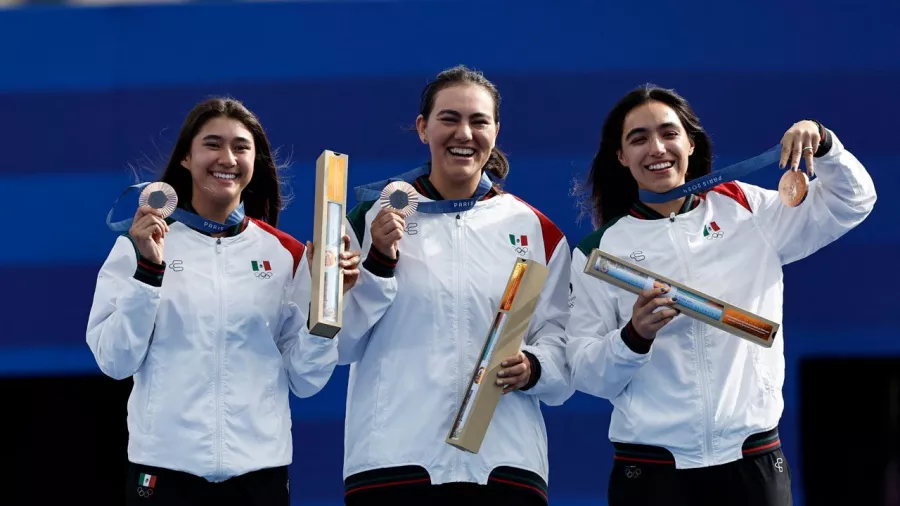 Ángela Ruíz festejó sus 18 años colgándose la medalla de bronce en unos Juegos Olímpicos