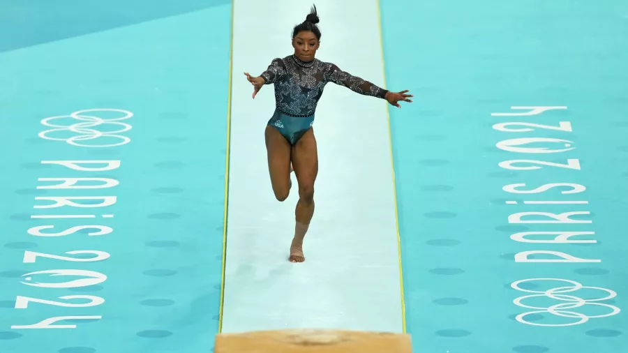 Simone Biles brilló en su regreso a Juegos Olímpicos