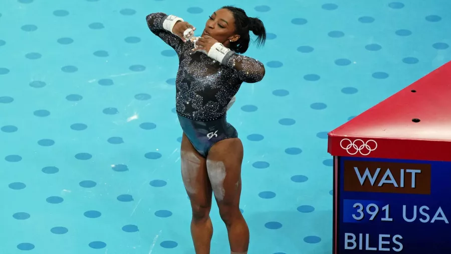 Simone Biles brilló en su regreso a Juegos Olímpicos