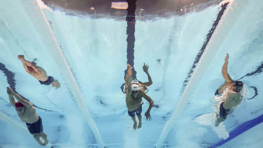 Sin sorpresas, David Popovici se lleva el oro en 200 metros libres