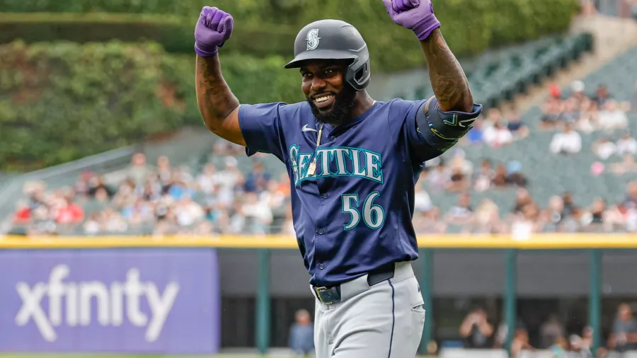 Randy Arozarena se 'estrenó' con los Seattle Mariners en el 'Monstruo Verde'