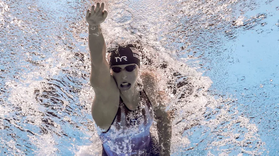 Katie Ledecky sigue siendo la reina de los 1,500 metros libres