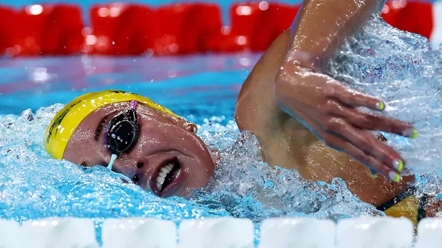 Después de 16 años, Australia gana el relevo 4x100 m libres