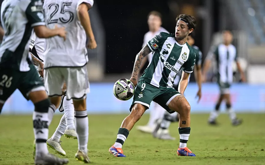 Santos, goleado y casi eliminado en la Leagues Cup