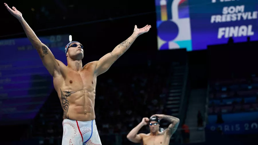 Cameron McEvoy le da a Australia su primer oro en 50 metros libres