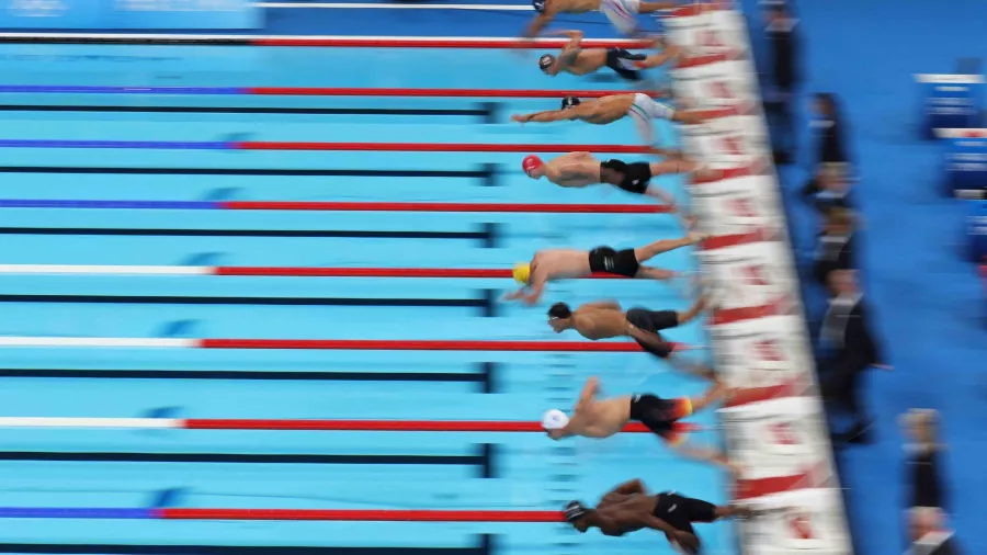 Cameron McEvoy le da a Australia su primer oro en 50 metros libres