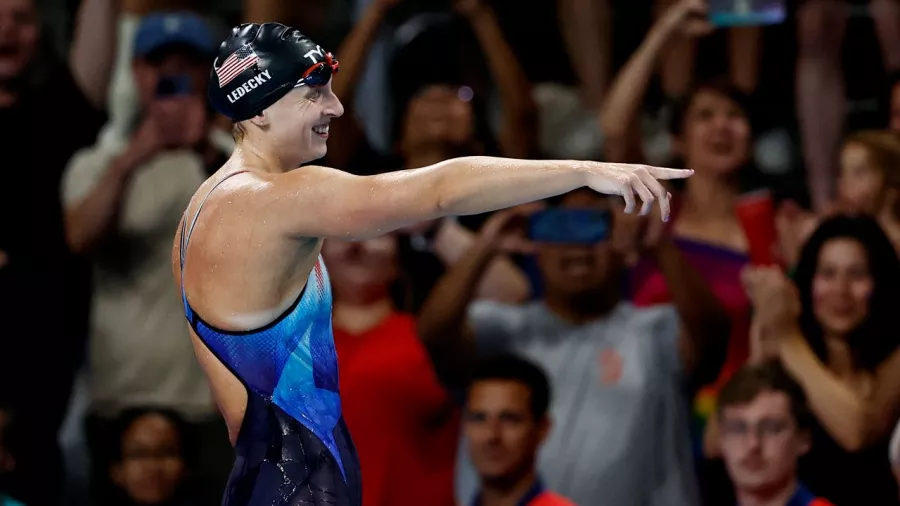 Katie Ledecky es la reina de los 800 metros estilo libre en los Juegos Olímpicos