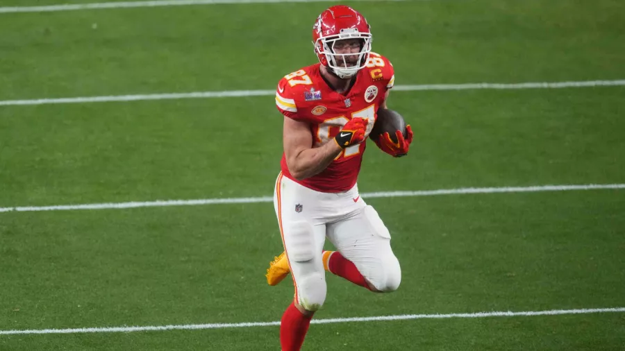 9.- Travis Kelce