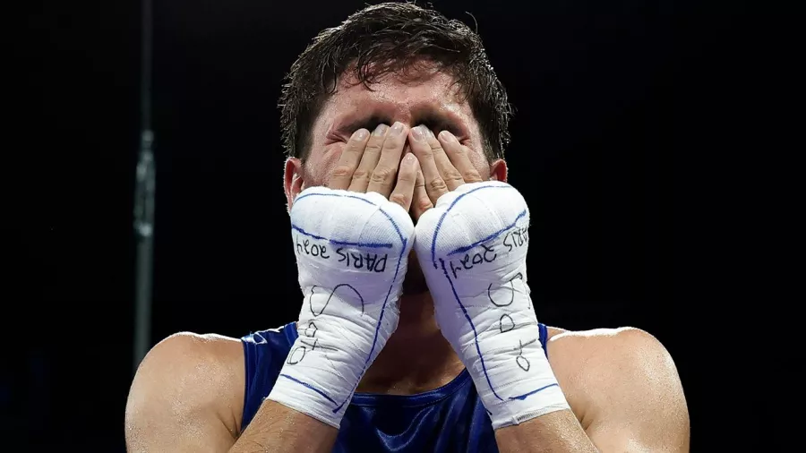 En el boxeo no hay pelea por el tercer lugar, por lo que los dos peleadores que caigan en semifinales ganan medalla de plata.