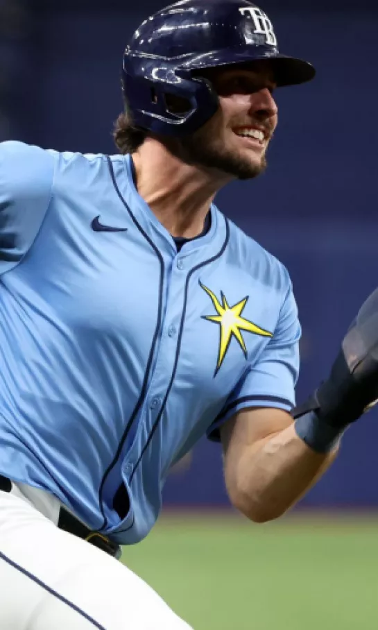 De la mano de Josh Lowe, los Rays destrozaron a los Astros