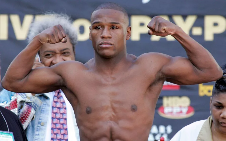 Floyd Mayweather Jr.  Campeón olímpico en Atlanta 1996. Campeón del mundo en cinco categorías.