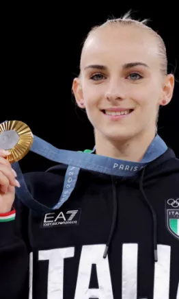 Alice D'Amato es la campeona en la viga de equilibrio