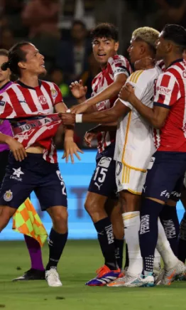 Chivas no pudo con Galaxy y quedó fuera de la Leagues Cup