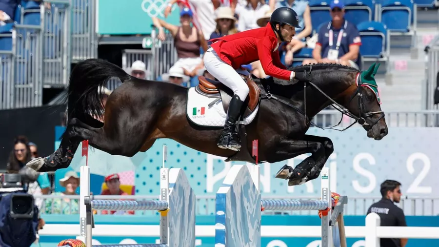 El mexicano Andrés Azcárraga, a la final de salto ecuestre