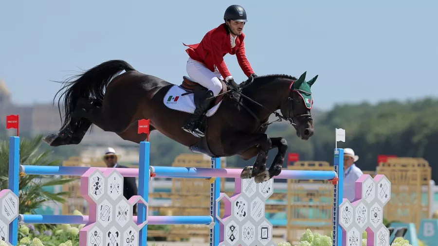 El mexicano Andrés Azcárraga, a la final de salto ecuestre