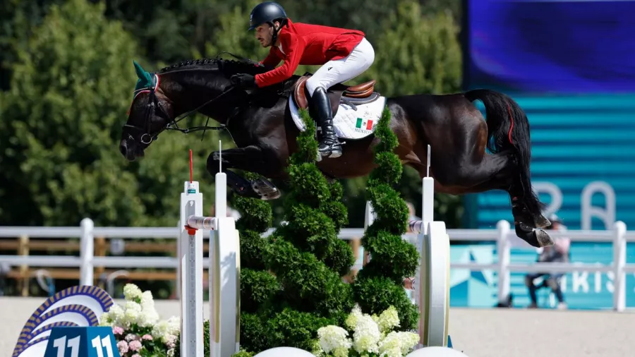 El mexicano Andrés Azcárraga, a la final de salto ecuestre