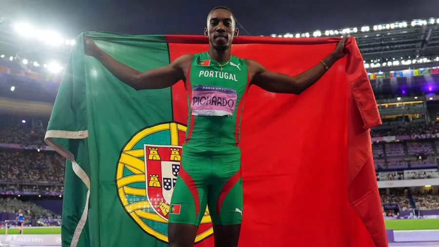 Pedro Pichardo representó a Portugal y acabó segundo con 17,84.