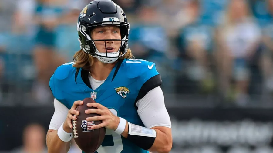 4. Trevor Lawrence, Jacksonville Jaguars: 200 millones