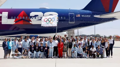 La bandera olímpica ya está en Los Ángeles