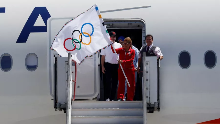 La bandera olímpica ya está en Los Ángeles