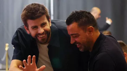 Gerard Piqué y Xavi compartieron vestuario con Sergi; además, Xavi fue su entrenador.