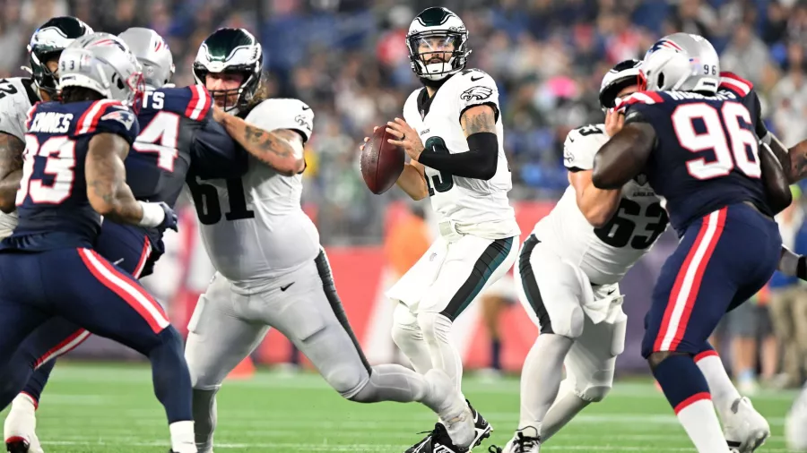 Buen regreso de los Eagles y ganaron en New England