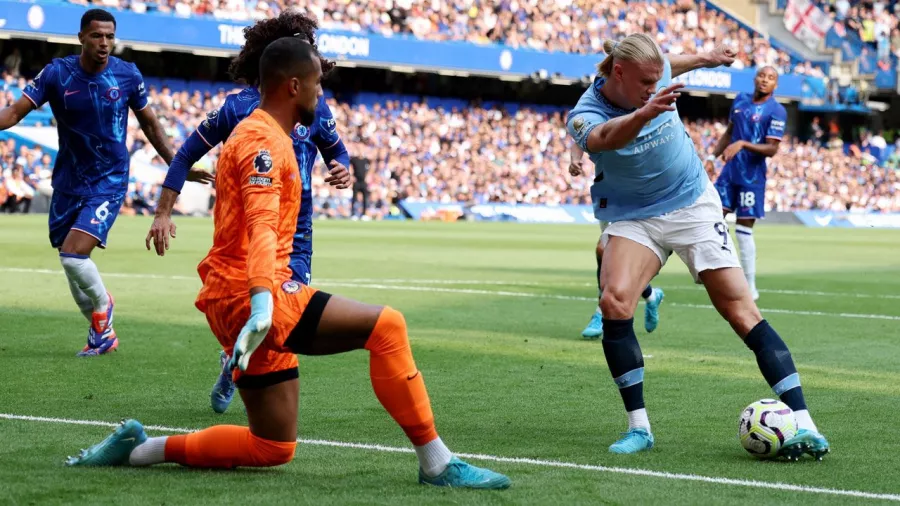 Haaland abrió el marcador en el duelo entre Chelsea y Manchester City a los 18 minutos