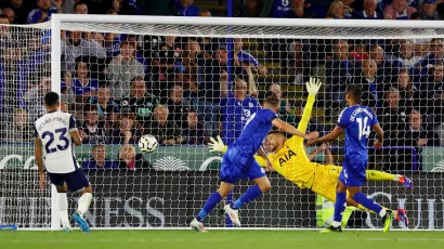 Primer gol del veterano delantero esta temporada en la Premier League