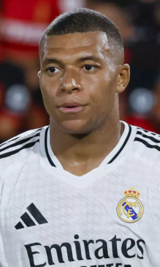 Kylian Mbappé no cede y le reclama al PSG 55 millones de euros