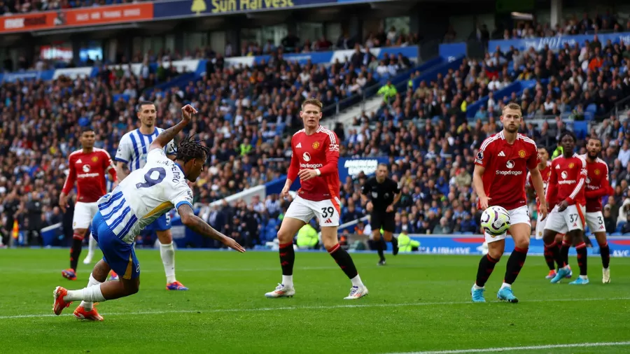 Brighton le borró la sonrisa al Manchester United