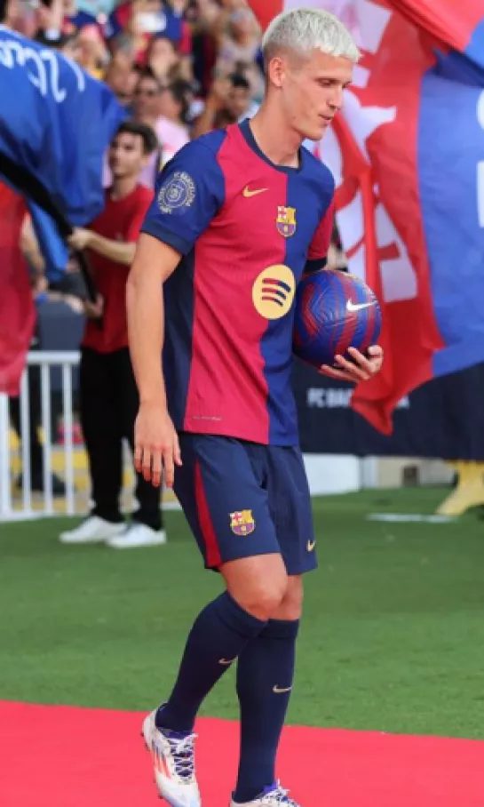 Dani Olmo podría debutar con Barcelona ante Rayo Vallecano