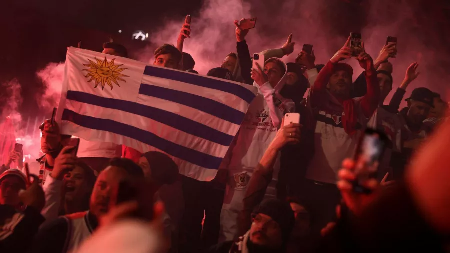 El futbol uruguayo lloró la partida de Juan Izquierdo