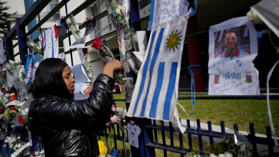 El futbol uruguayo lloró la partida de Juan Izquierdo