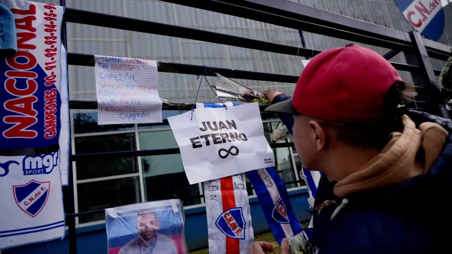 El futbol uruguayo lloró la partida de Juan Izquierdo