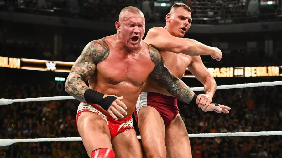 Gunther acabó con Randy Orton en Bash in Berlin