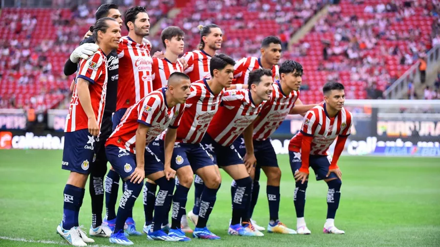 Apenas saliendo del vestidor, Chivas se puso adelante ante Juárez.