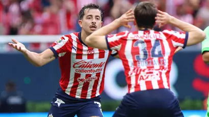 Así celebró Chivas su gran victoria en el Estadio AKRON.