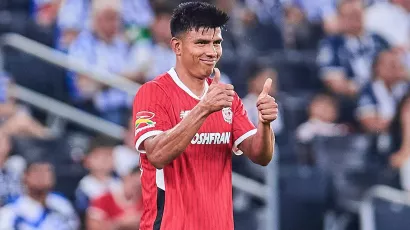 El lateral mexicano anotó a los seis minutos y contrario a lo que había dicho, gritó su gol con todo.