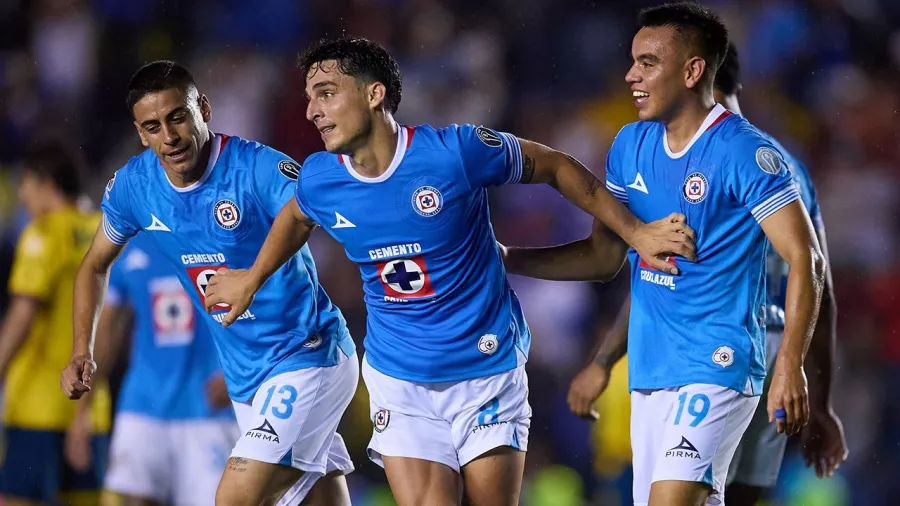 Cruz Azul es más líder que nunca. Más que los 16 puntos, la goleada 4-1 al América.