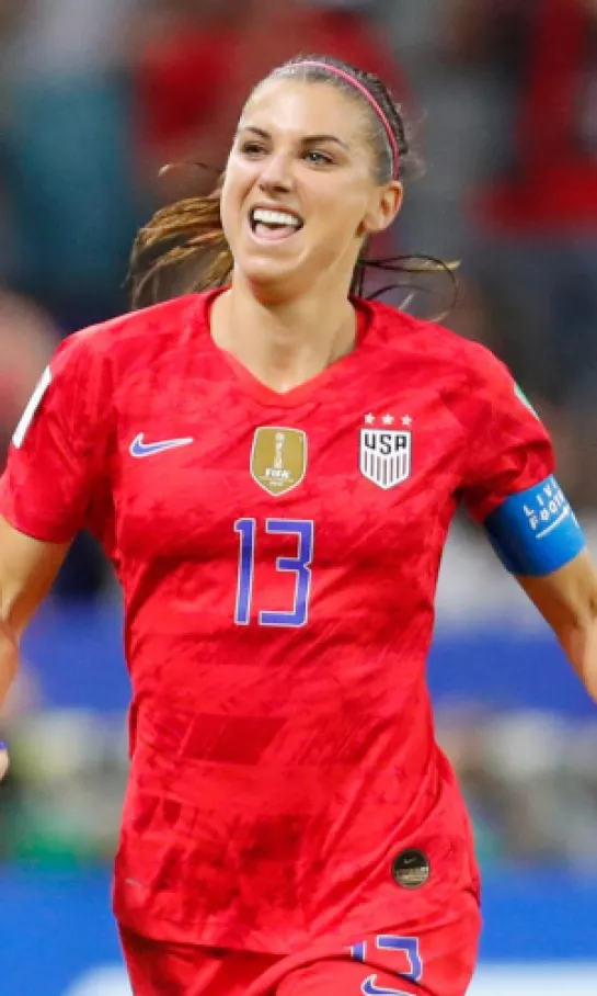 Alex Morgan se despide de las canchas