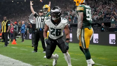 Saquon Barkley y los Eagles conquistaron Brasil