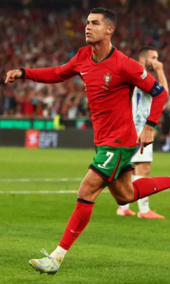 Portugal remontó y mantuvo el paso perfecto en la Nations League