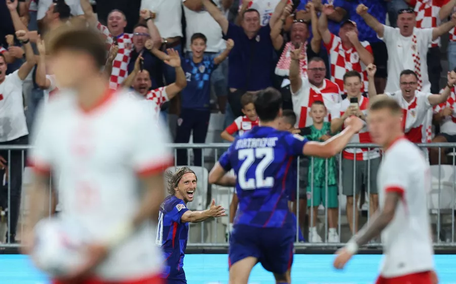 Luka Modric marca en un partido histórico y engrosa su leyenda